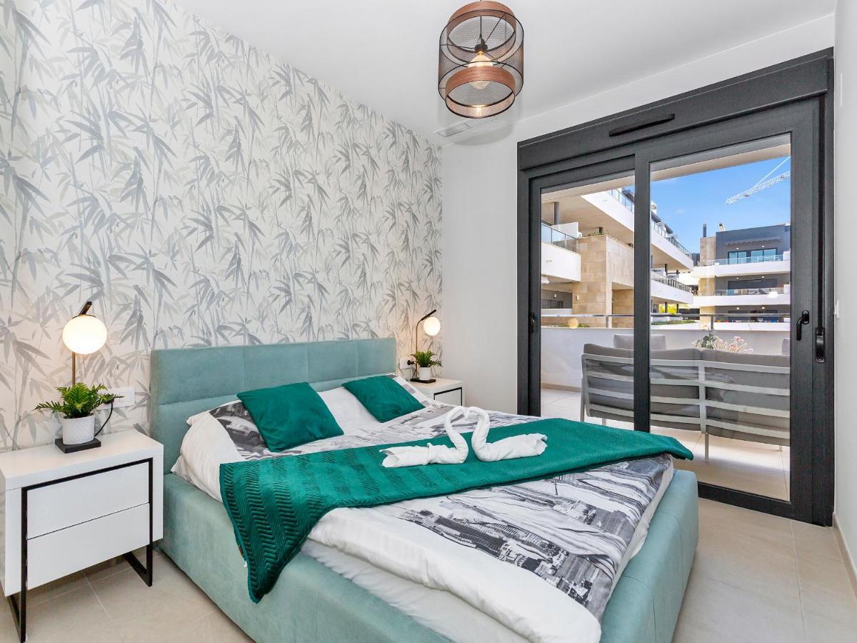 Lovely First Floor Apartment, Heating Pool ! Alicante Buitenkant foto