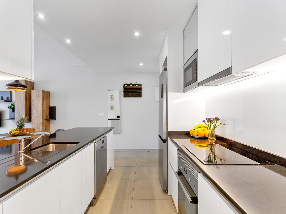 Lovely First Floor Apartment, Heating Pool ! Alicante Buitenkant foto