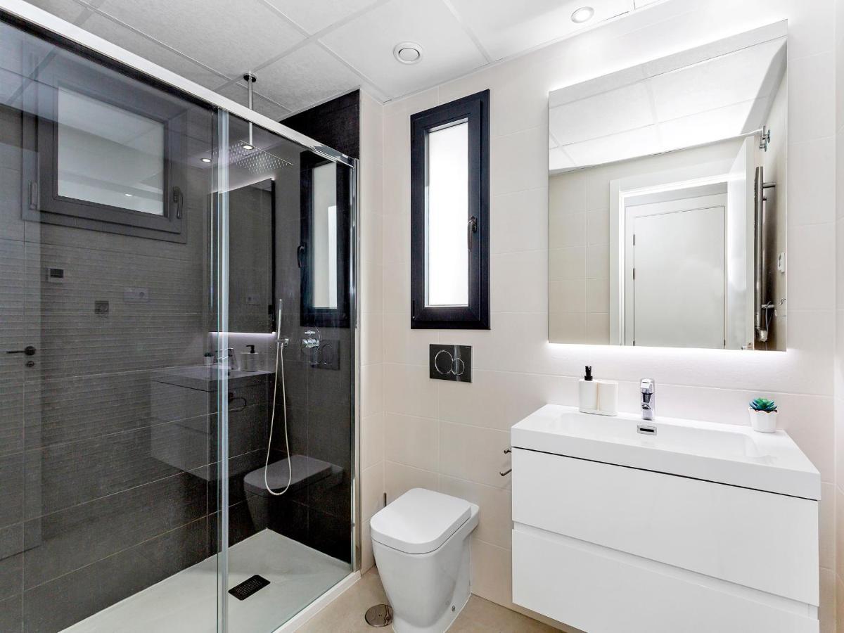 Lovely First Floor Apartment, Heating Pool ! Alicante Buitenkant foto